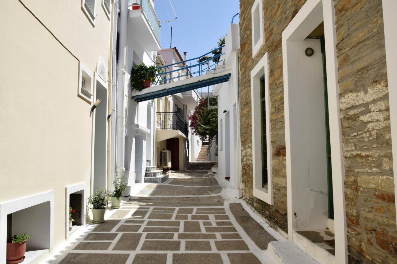 Amaryllis Villa Batsi  Exterior photo